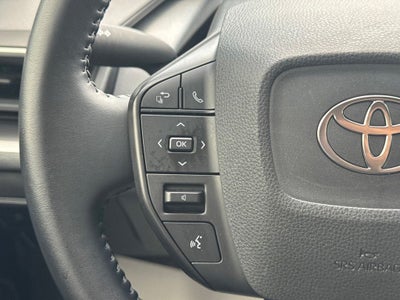 2025 Toyota Prius LE