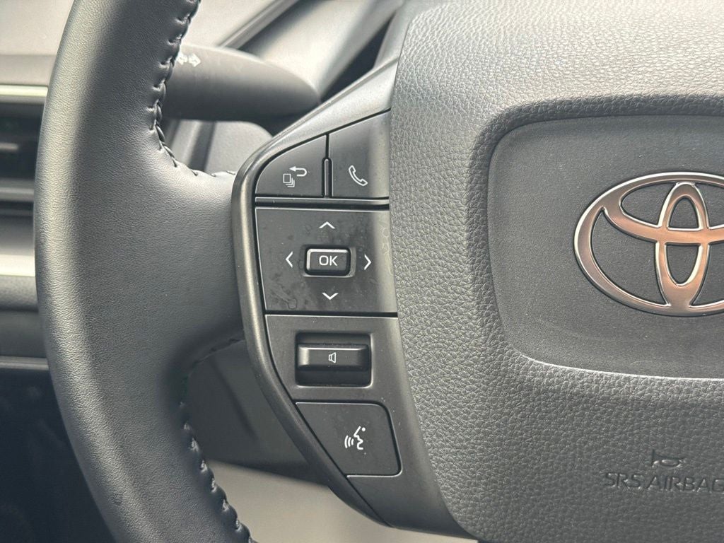 2025 Toyota Prius LE