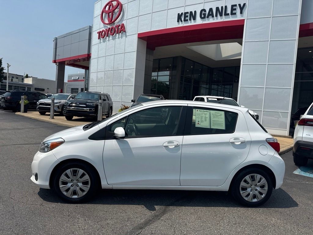 2012 Toyota Yaris LE