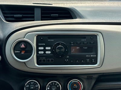 2012 Toyota Yaris LE
