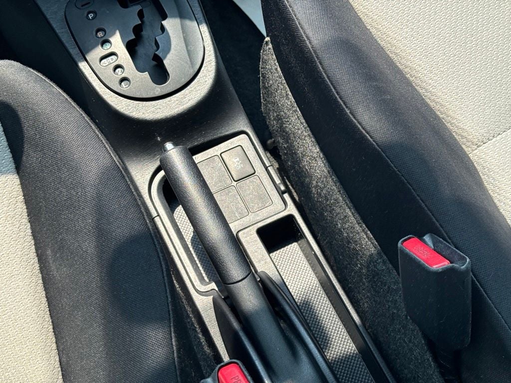 2012 Toyota Yaris LE