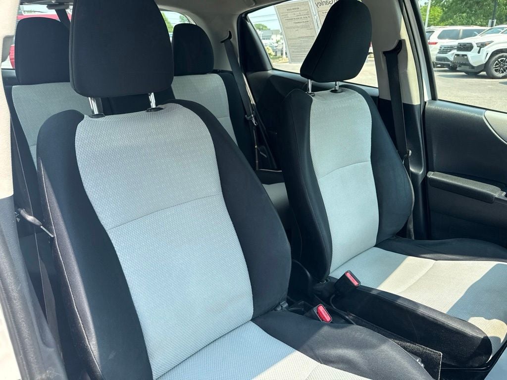 2012 Toyota Yaris LE