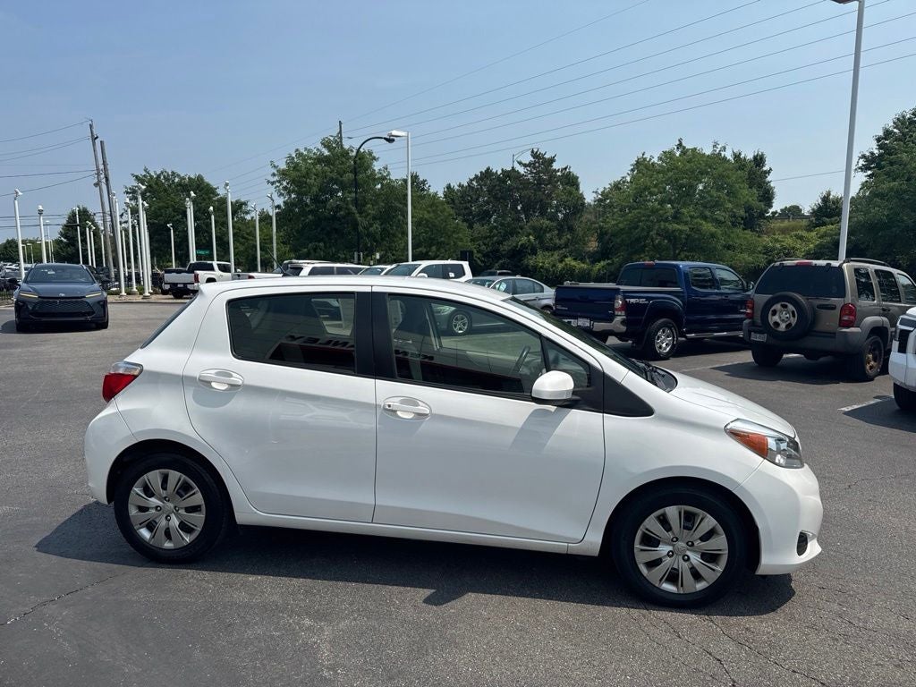 2012 Toyota Yaris LE