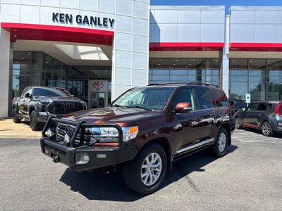 2018 Toyota Land Cruiser Base
