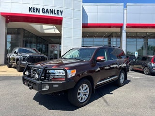 2018 Toyota Land Cruiser Base