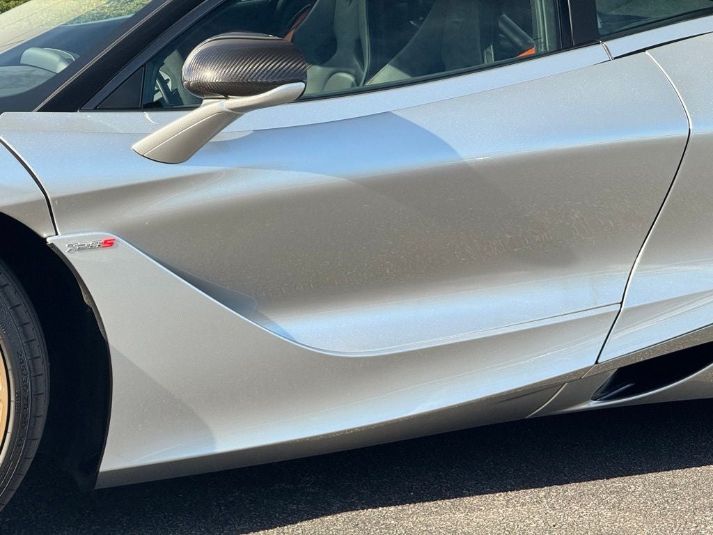 2022 McLaren 720S Performance
