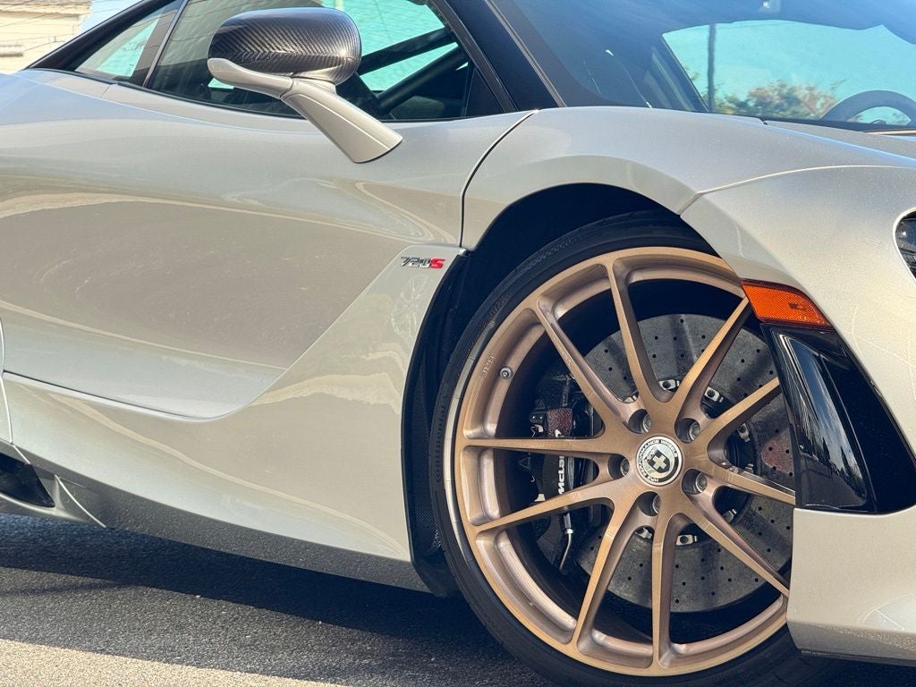 2022 McLaren 720S Performance