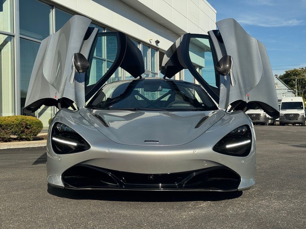 2022 McLaren 720S Performance