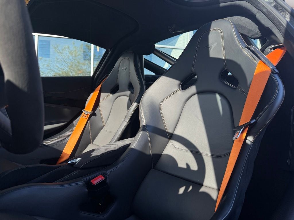 2022 McLaren 720S Performance