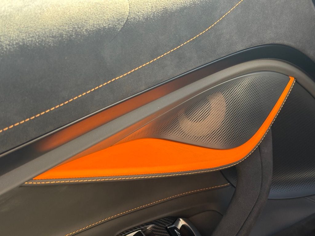 2022 McLaren 720S Performance