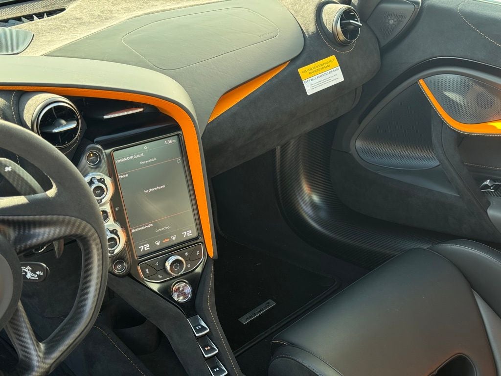 2022 McLaren 720S Performance
