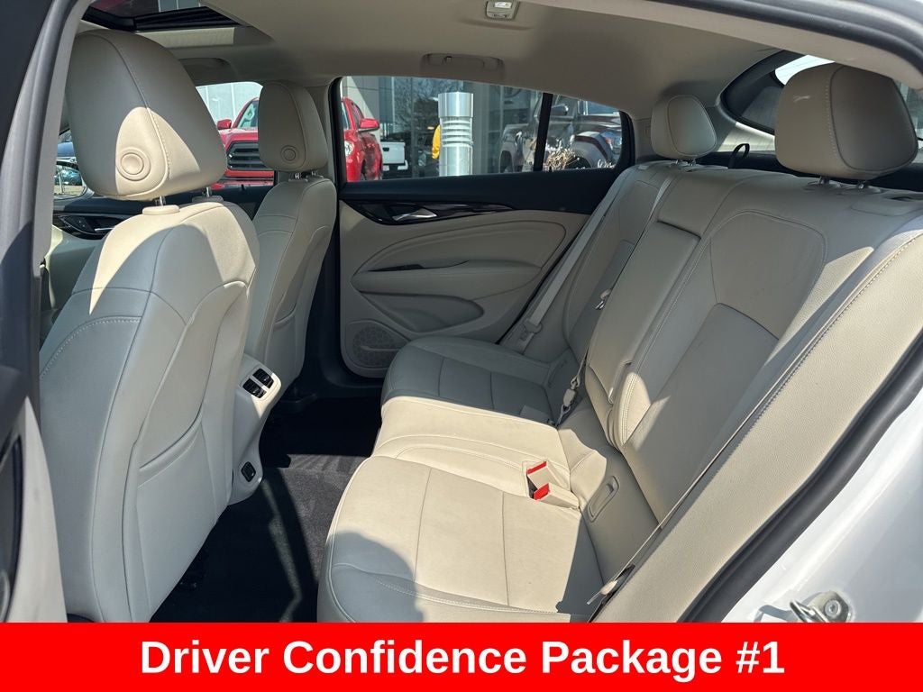 2018 Buick Regal Essence