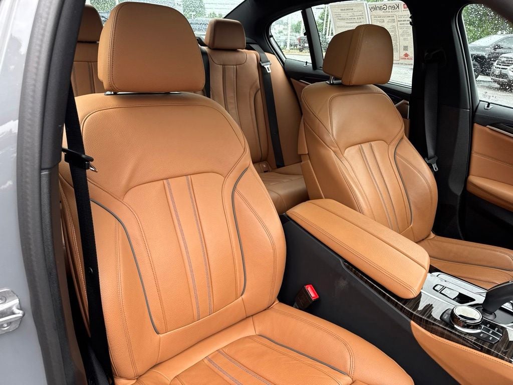 2023 BMW 5 Series M550i xDrive