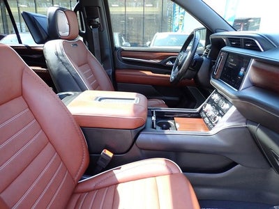 2023 GMC Yukon Denali Ultimate