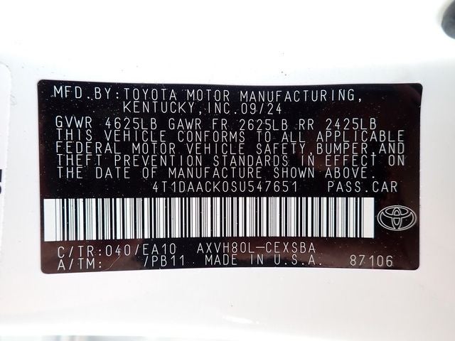 2025 Toyota Camry SE
