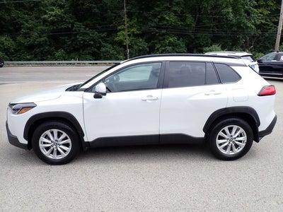 2024 Toyota Corolla Cross LE