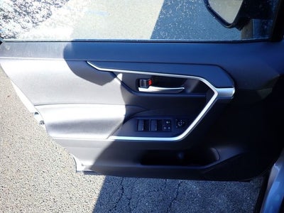 2025 Toyota RAV4 Plug-In Hybrid SE