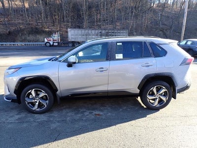 2025 Toyota RAV4 Plug-In Hybrid SE