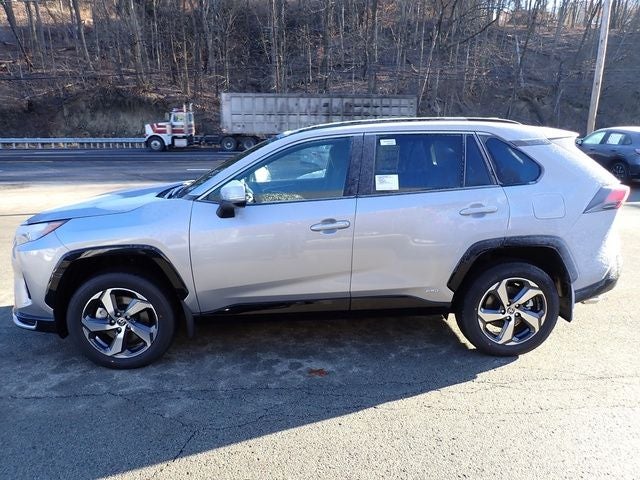 2025 Toyota RAV4 Plug-In Hybrid SE