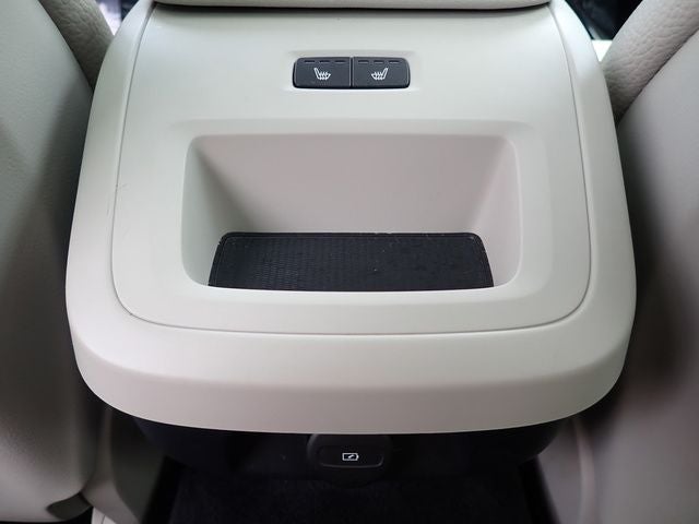 2024 Volvo V60 Cross Country B5 Plus