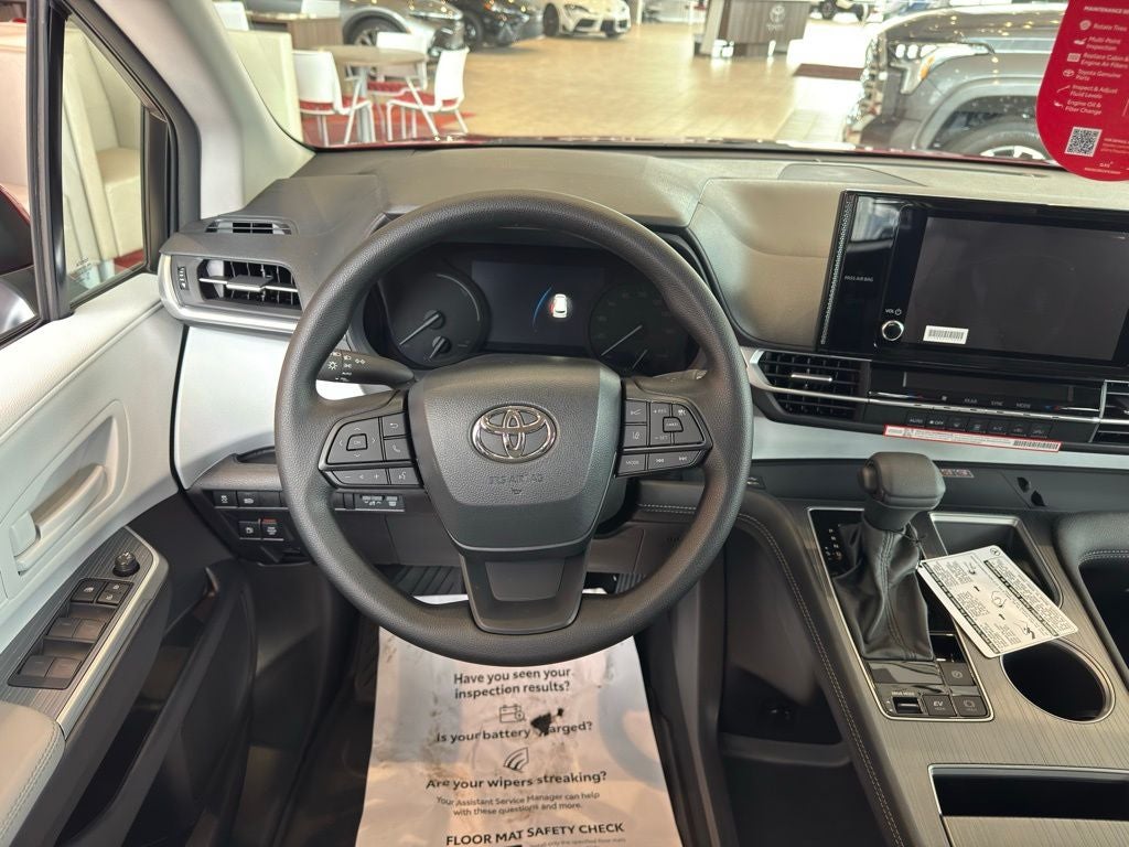 2026 Toyota Sienna LE