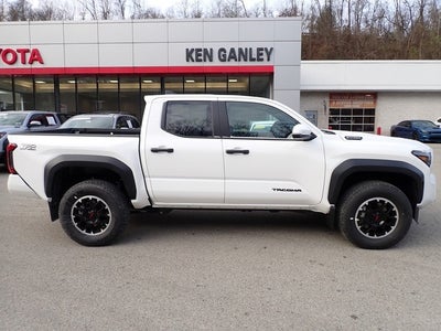 2025 Toyota Tacoma i-FORCE MAX Tacoma TRD Off-Road