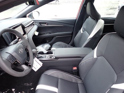 2026 Toyota Camry SE AWD