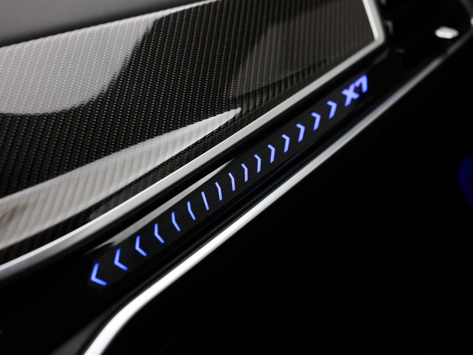 2024 BMW X7 ALPINA XB7