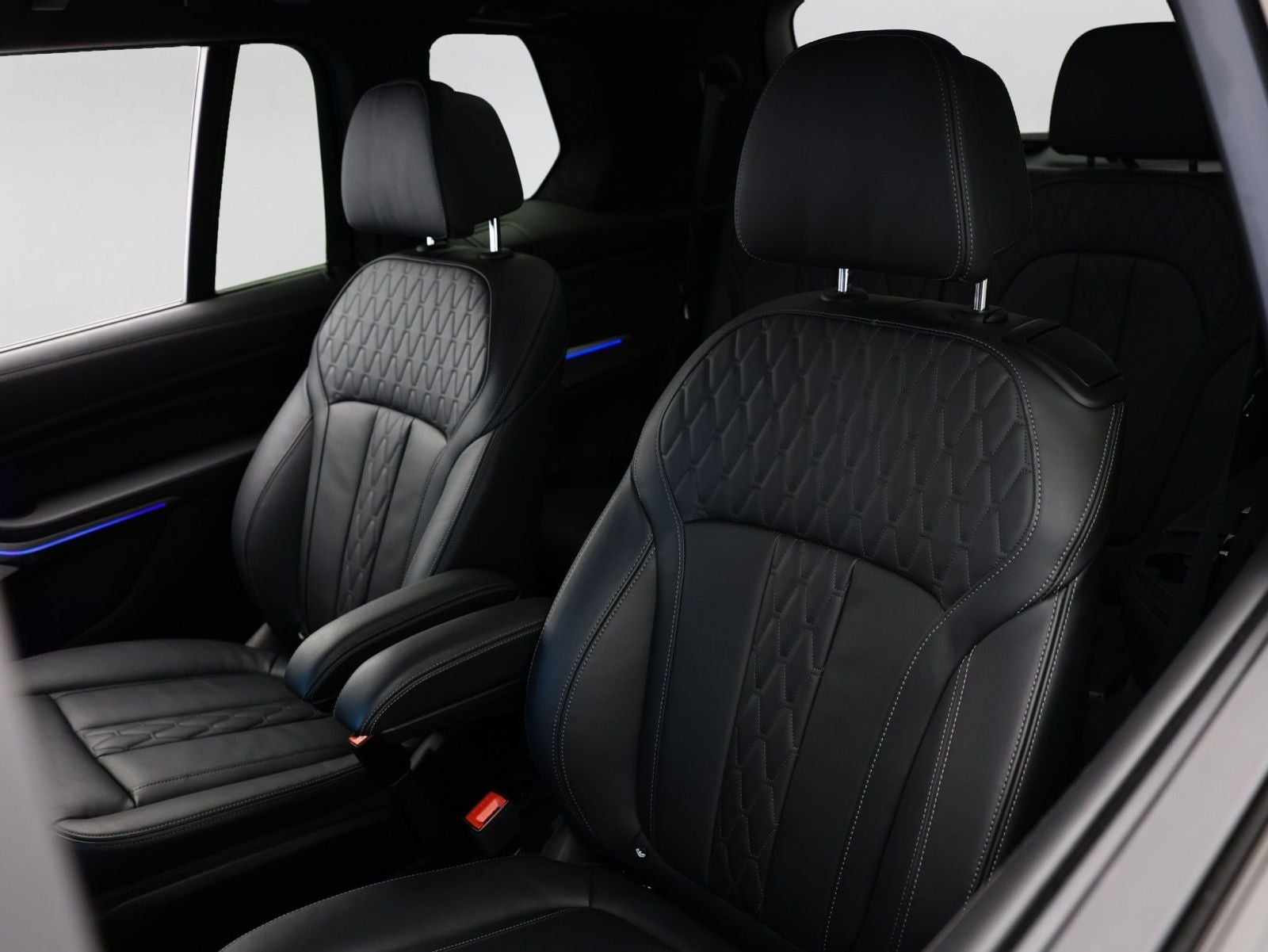 2024 BMW X7 ALPINA XB7