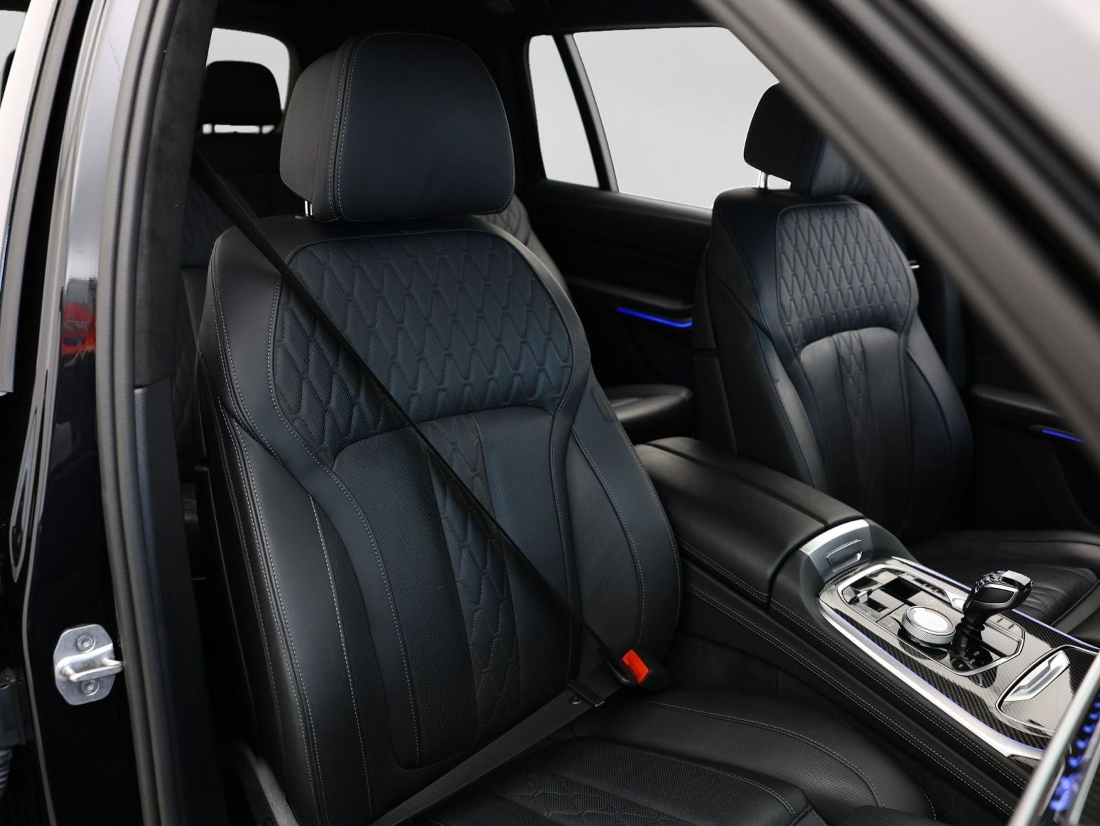 2024 BMW X7 ALPINA XB7