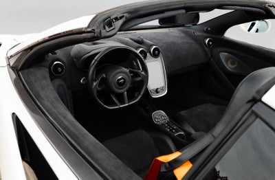 2020 McLaren 600LT Base