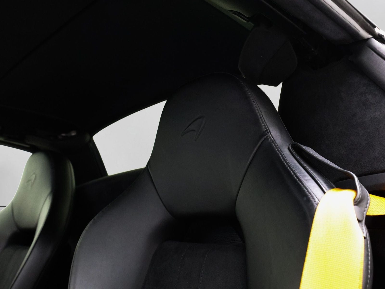 2020 McLaren 600LT Base