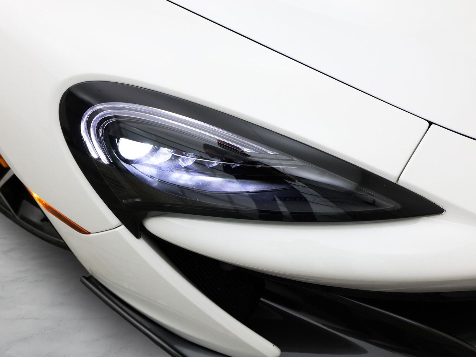 2020 McLaren 600LT Base