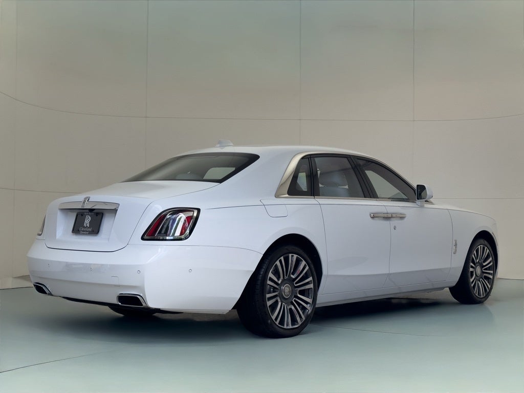2025 Rolls-Royce Ghost 