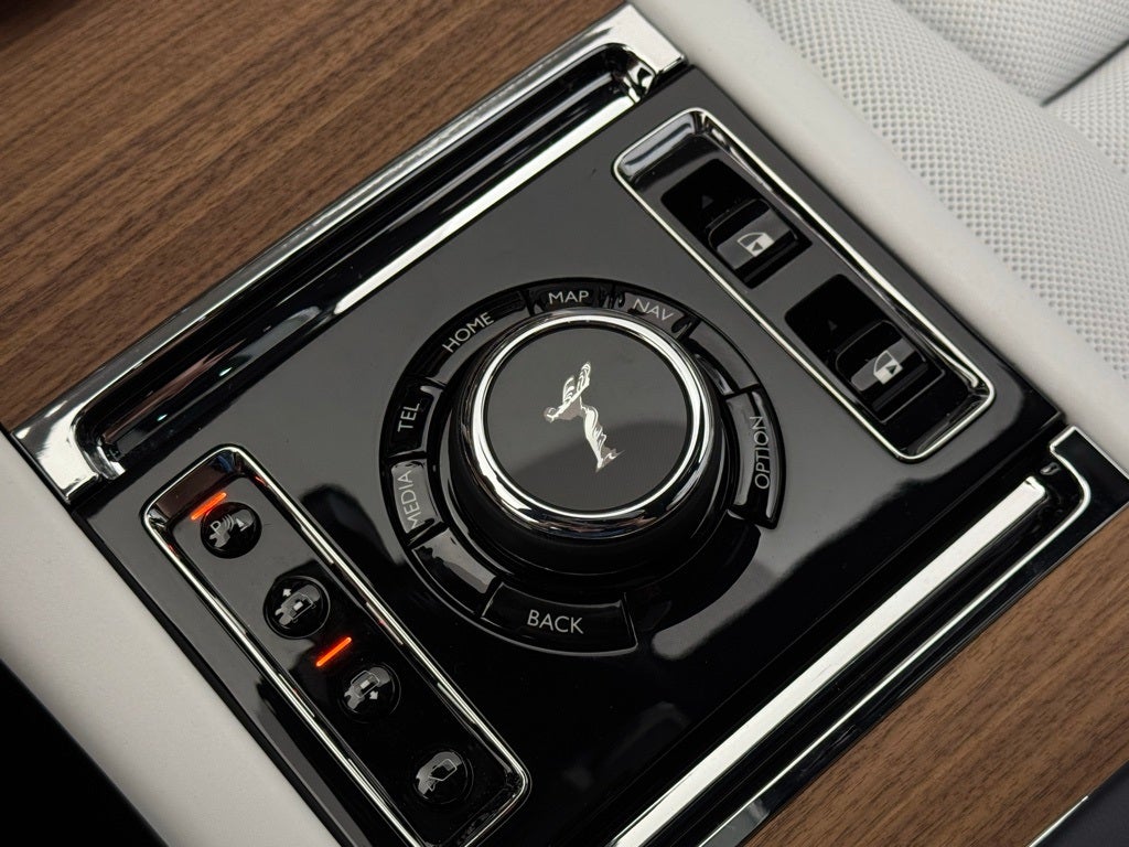 2025 Rolls-Royce Ghost 