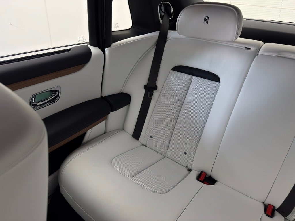 2025 Rolls-Royce Ghost 