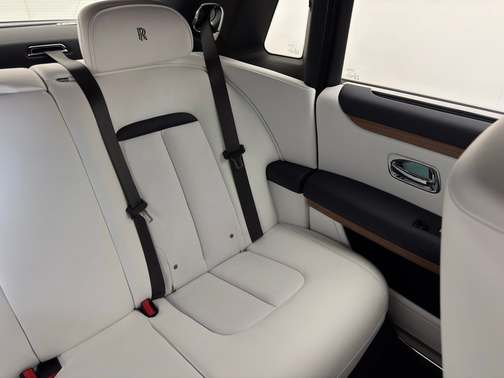 2025 Rolls-Royce Ghost 