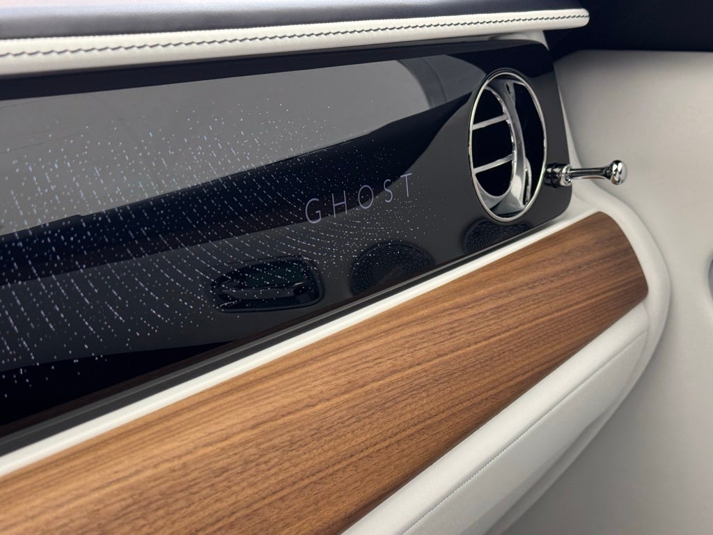 2025 Rolls-Royce Ghost 