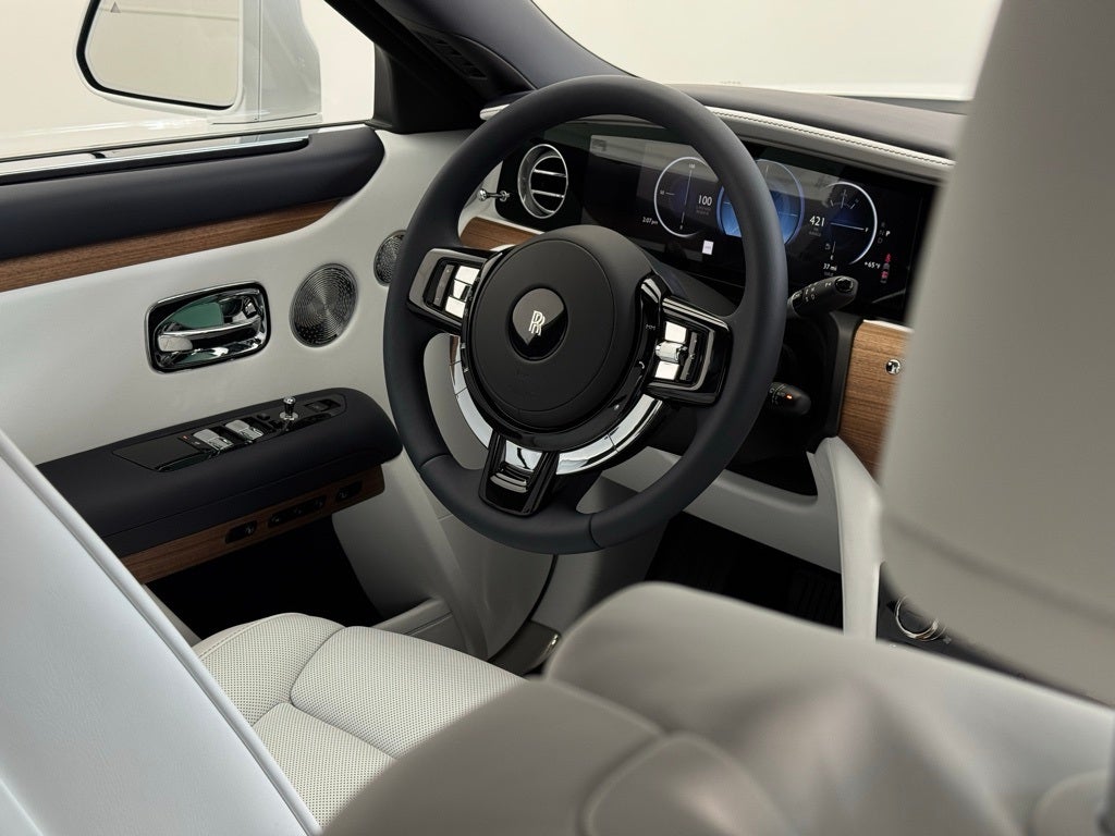 2025 Rolls-Royce Ghost 