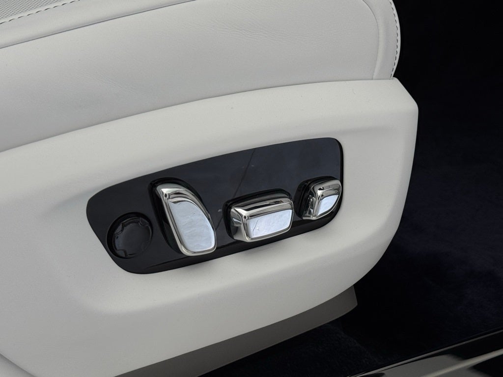2025 Rolls-Royce Ghost 
