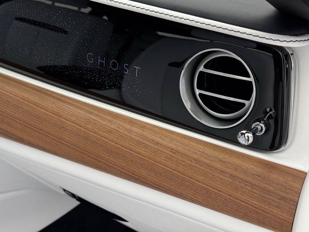 2025 Rolls-Royce Ghost 