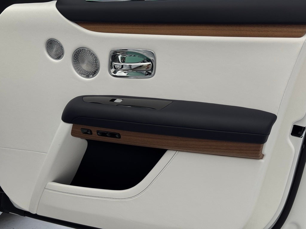 2025 Rolls-Royce Ghost 