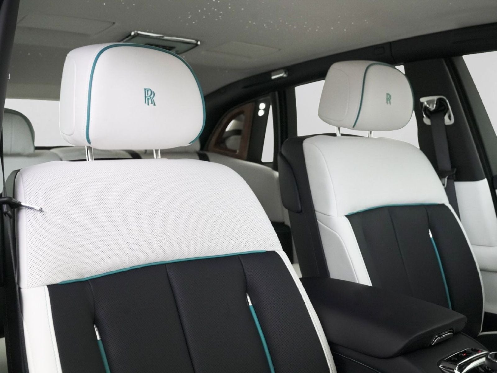 2026 Rolls-Royce Phantom 