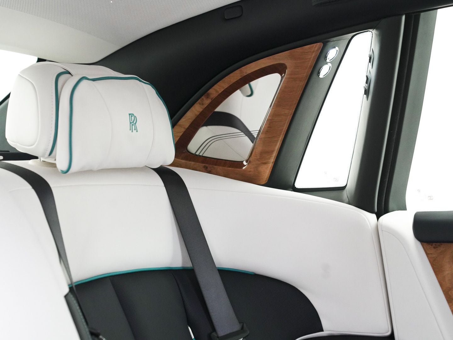 2026 Rolls-Royce Phantom 