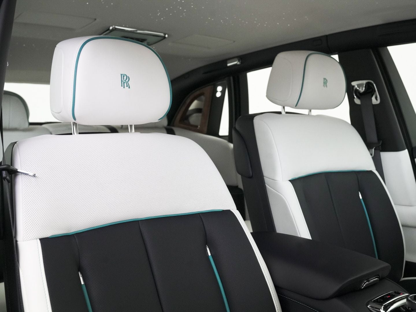 2026 Rolls-Royce Phantom 
