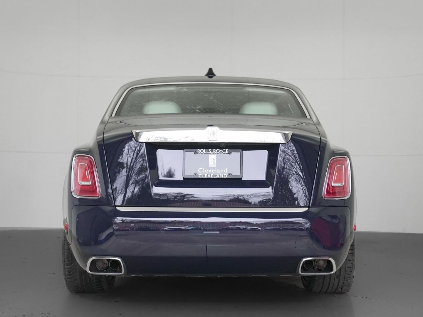 2026 Rolls-Royce Phantom 