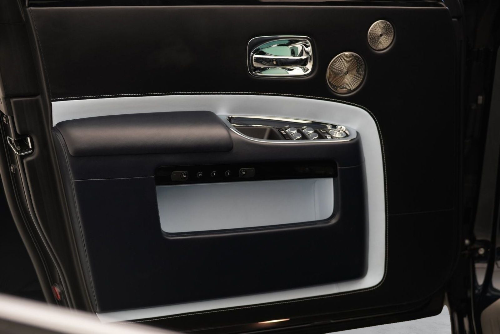 2020 Rolls-Royce Black Badge Ghost 