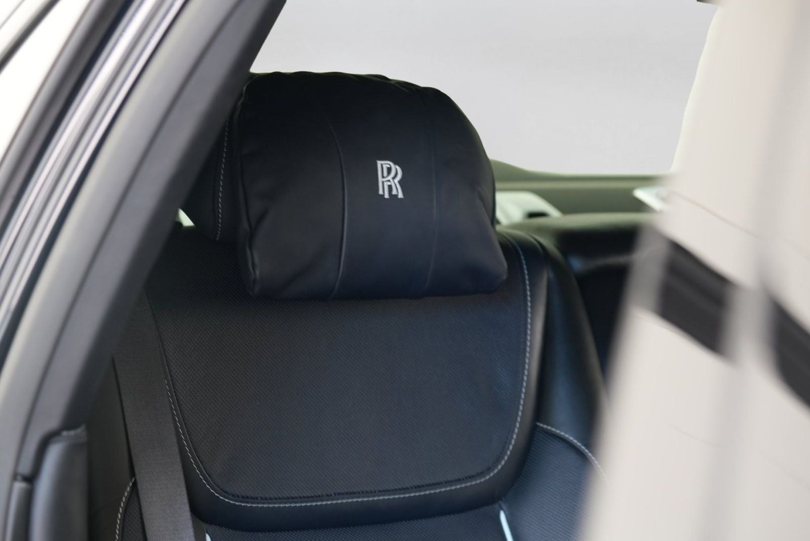 2020 Rolls-Royce Black Badge Ghost 