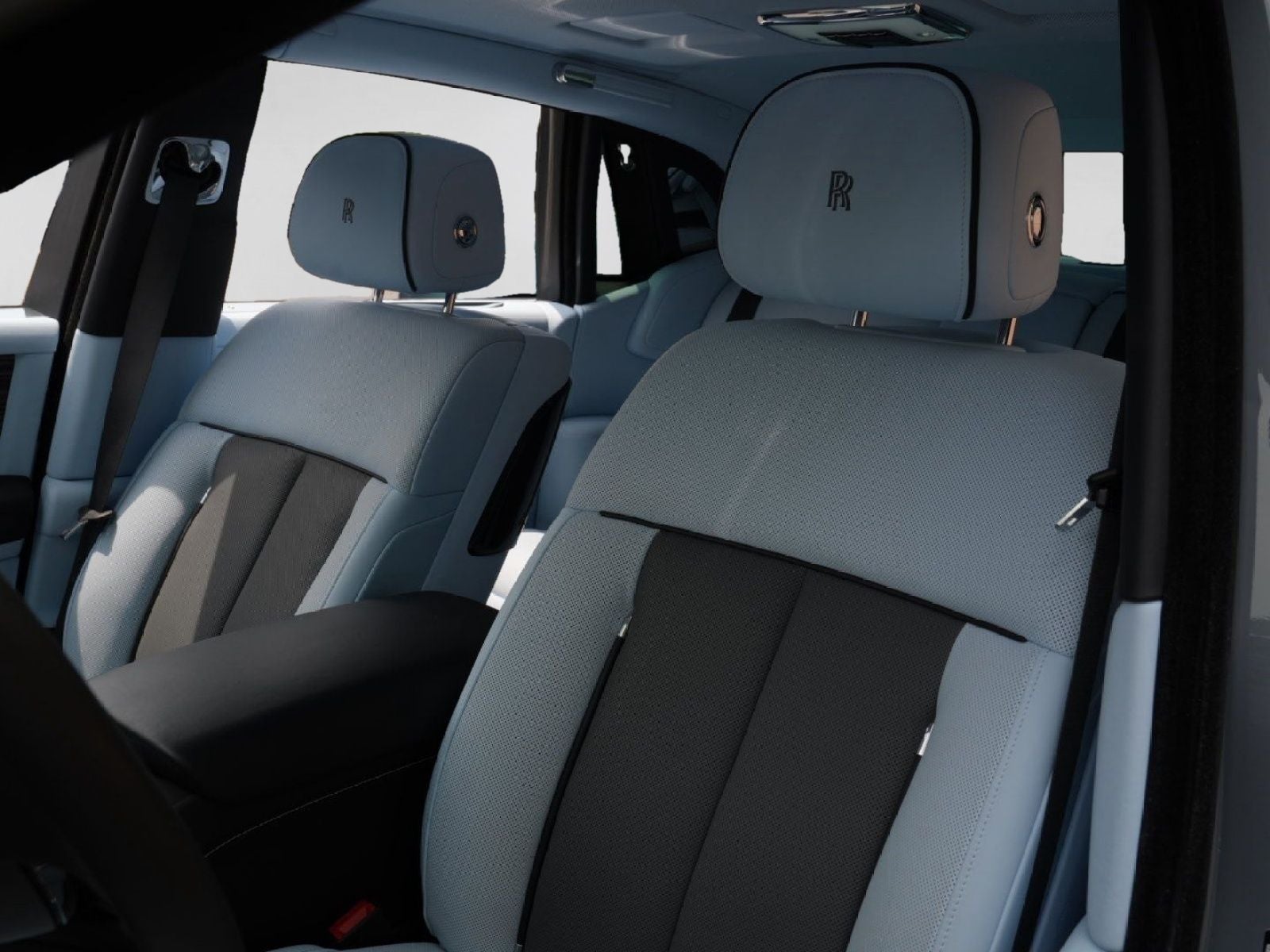 2024 Rolls-Royce Phantom 