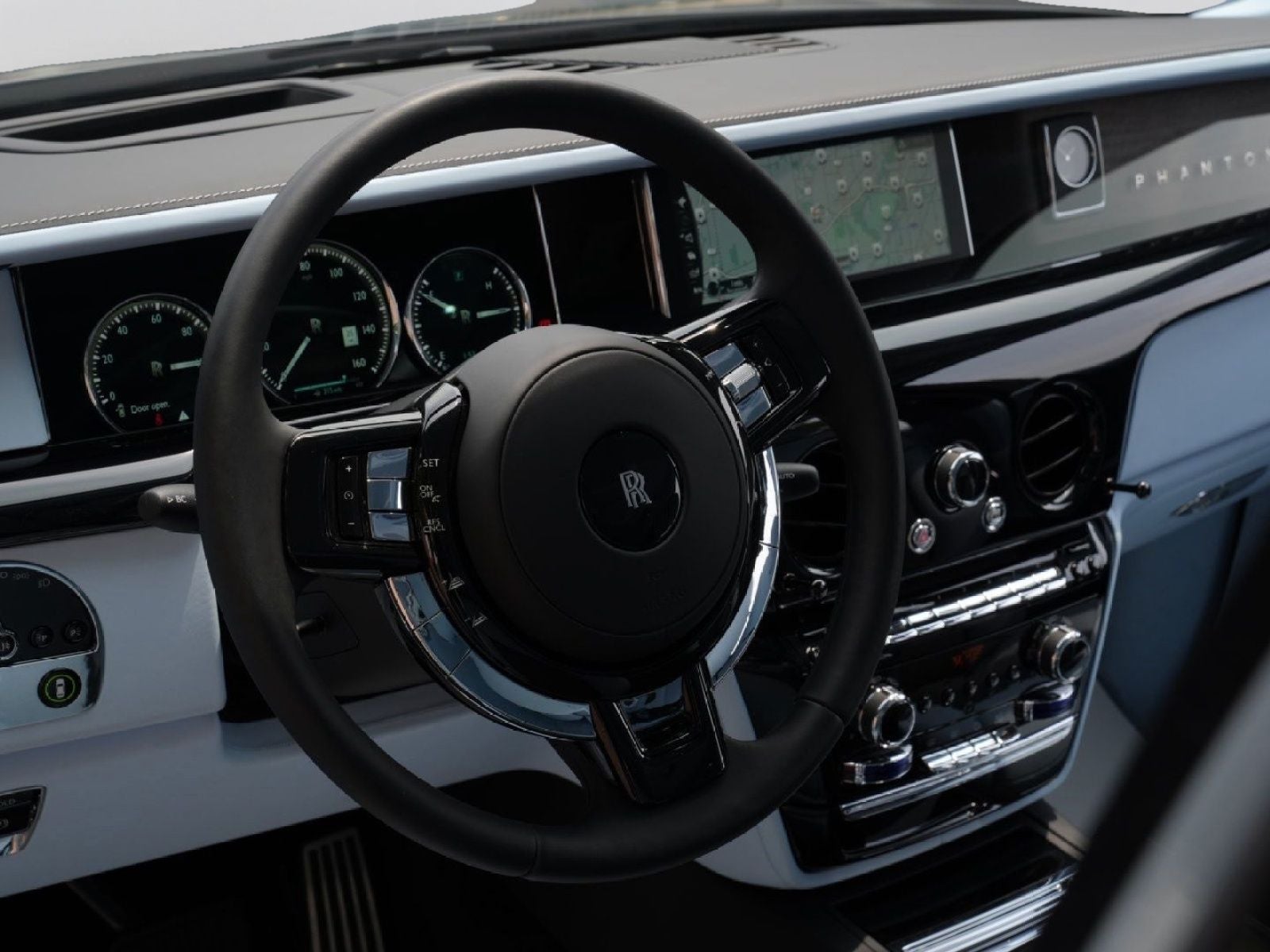 2024 Rolls-Royce Phantom 